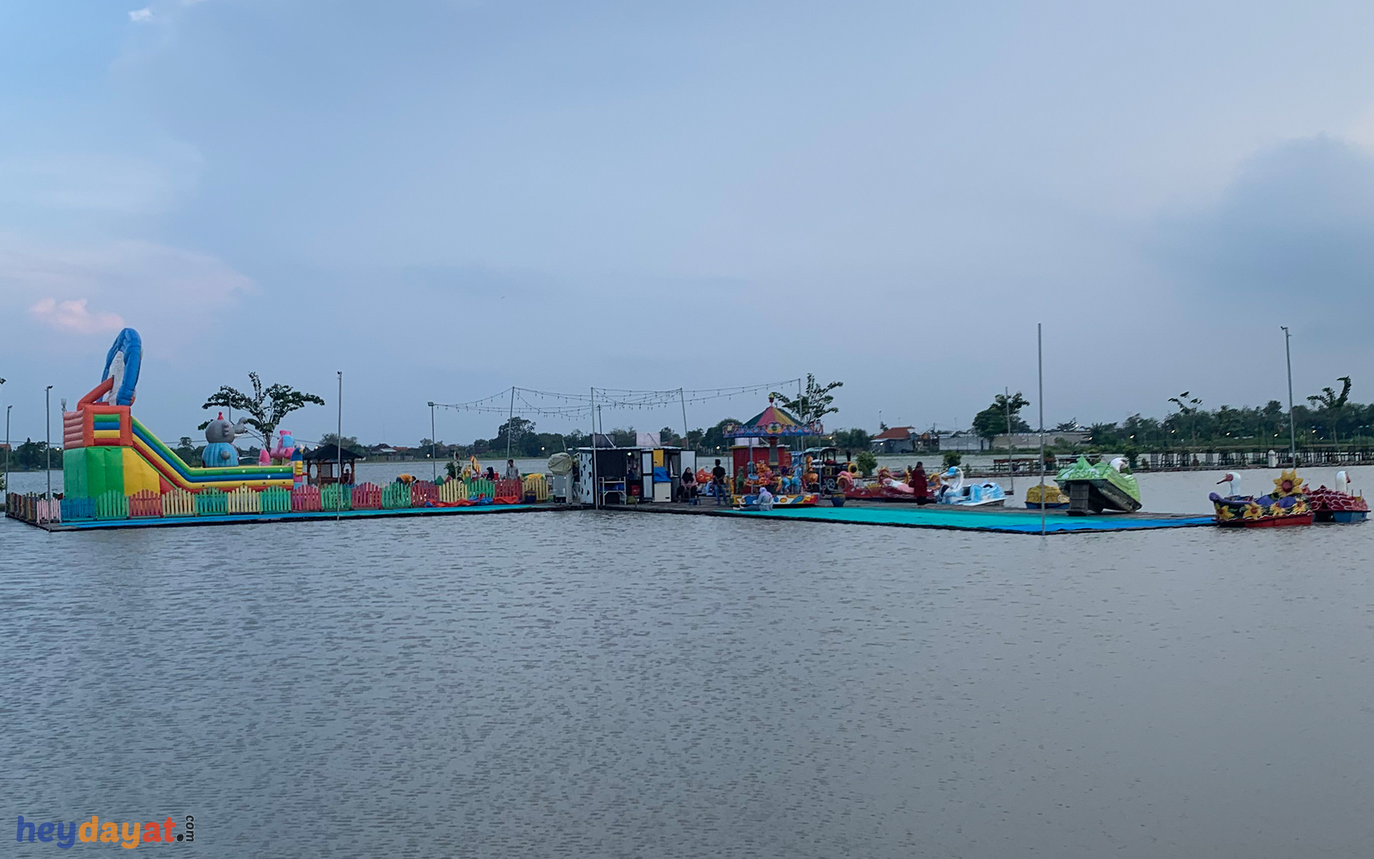 Wahana Rekreasi Dan Permainan Anak Yussar Fishing