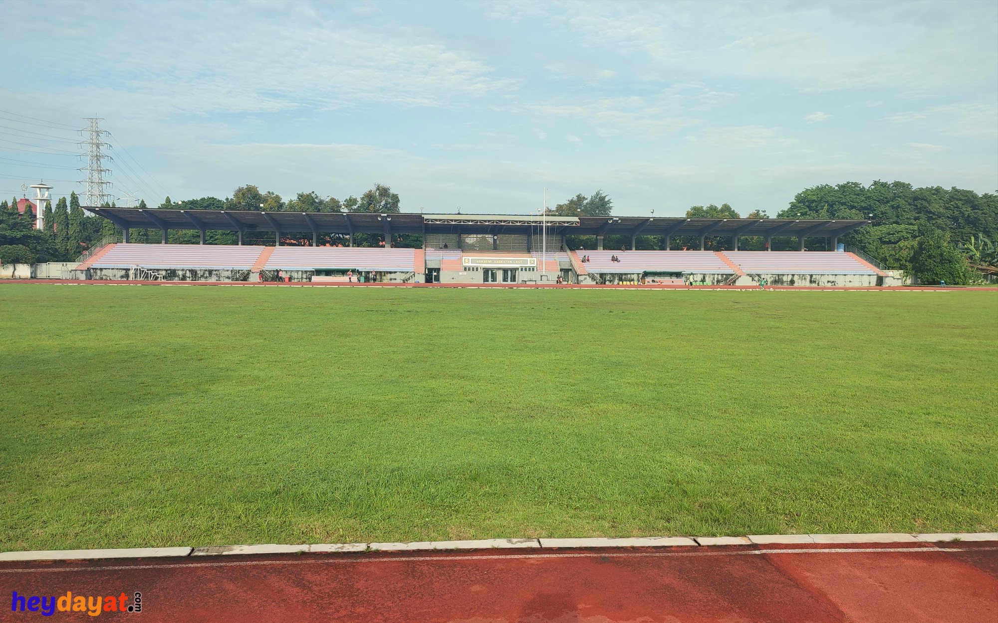 Lapangan Sepakbola Akademi Angkatan Laut Jala Krida Mandala Surabaya