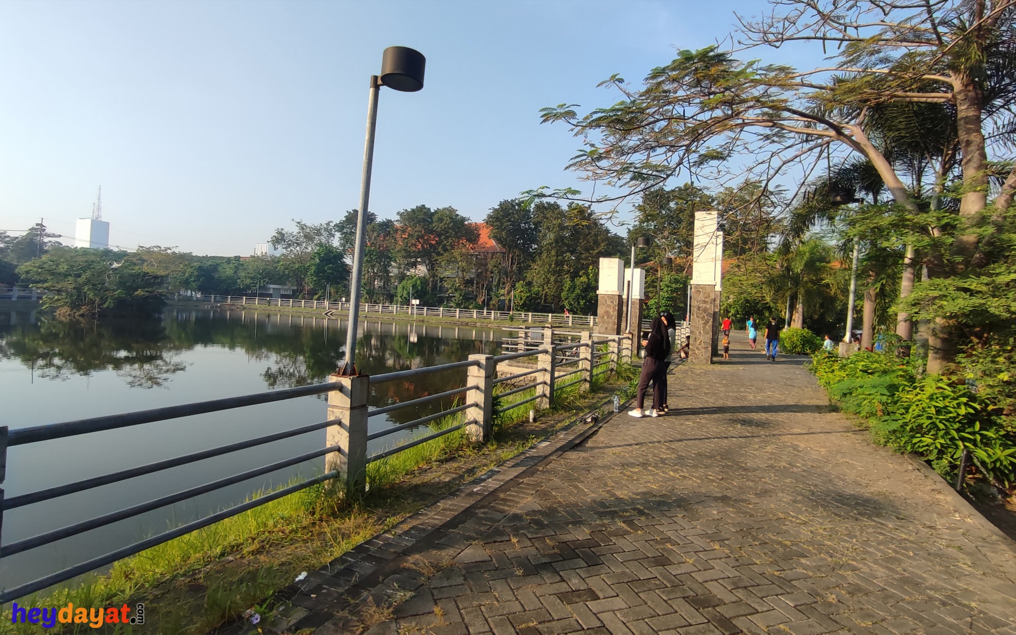 Ranunesa, Tempat Jogging Di Surabaya Yang Sunyi Sepi, Teduh, Sejuk